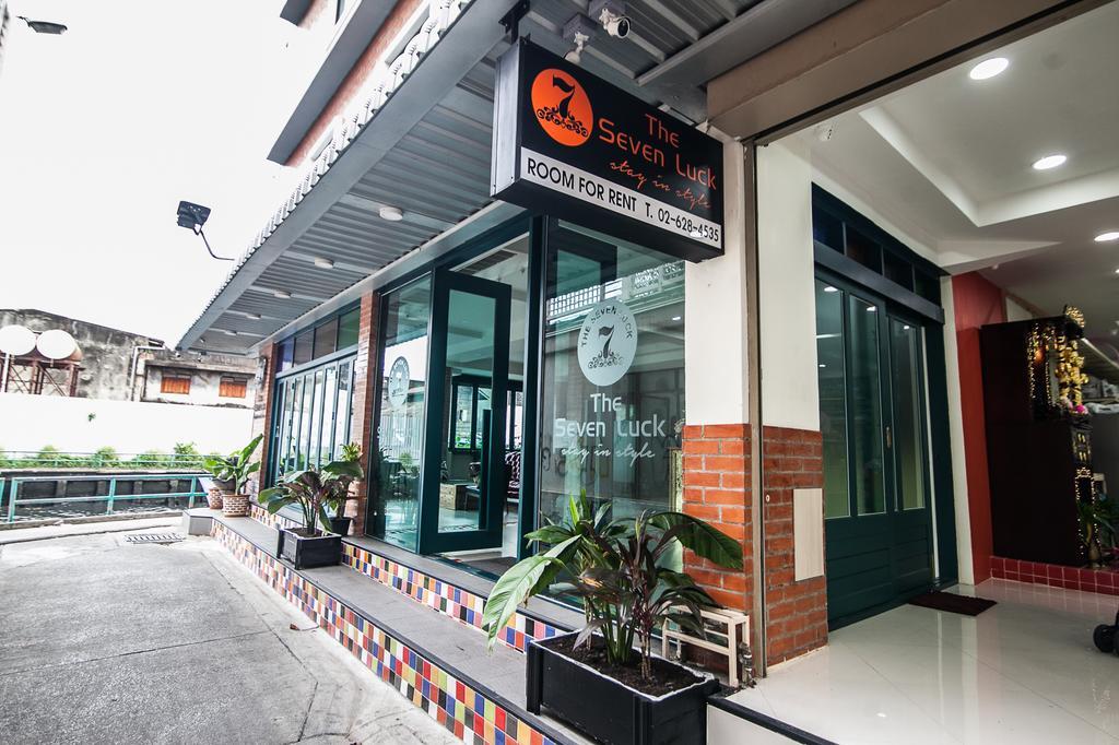 The Seven Luck Hotel Bangkok Exterior photo